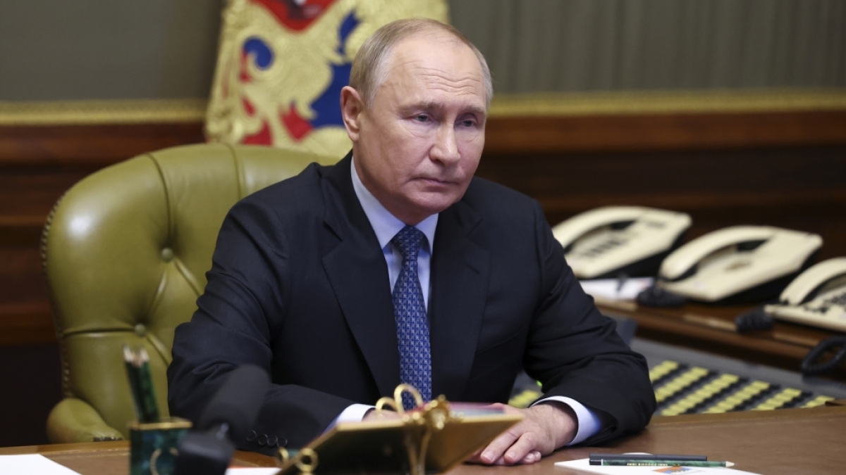 Wann z&uuml;ndelt Wladimir Putin wieder bei Atomwaffentests? Aus dem Kreml sollen nun deutliche Worte den Westen beschwichtigen: Solange die USA den Finger vom Atomknopf lasse, sehe aus Russland keinen Anlass f&uuml;r weitere Tests. (Foto)