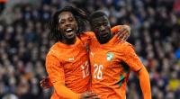 Jubel bei Elye Wahi und Nicolas Pepe (v.l.) von der Elfenbeinküste. Der deutsche WM-Gruppengegner gewann das Testspiel gegen Schottland mit 1:0.