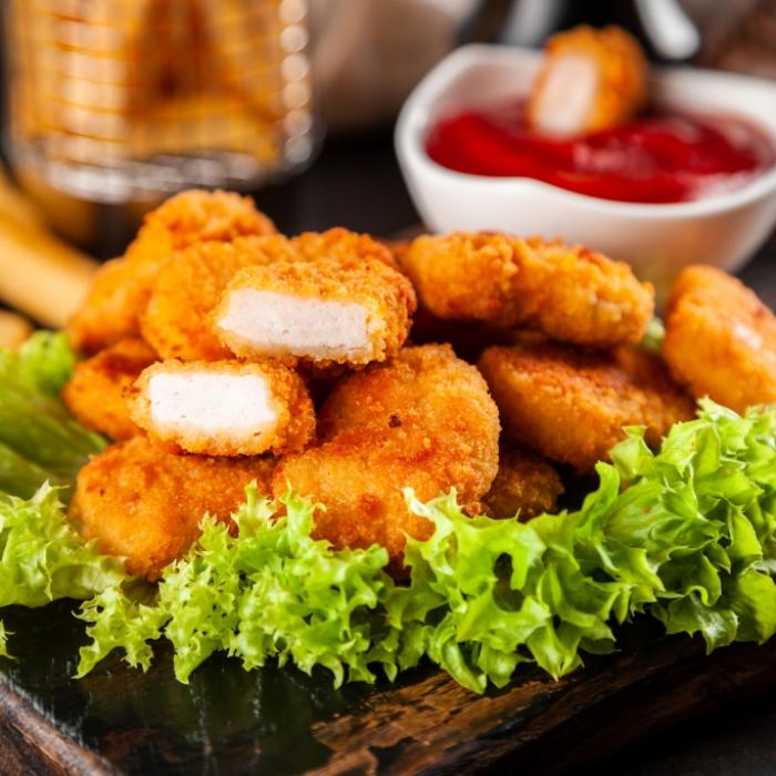 Krebserregende Schadstoffe! DIESE Chicken-Nuggets fallen durch Test