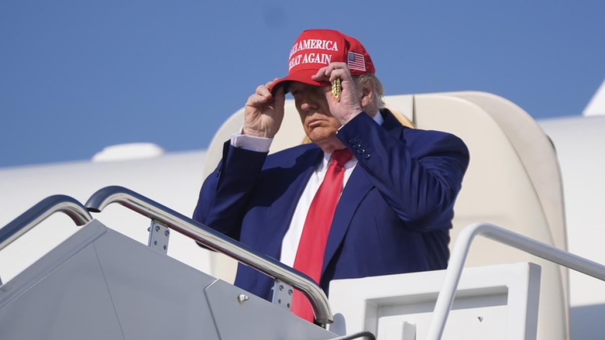 Russische Tageszeitungen kritisieren Donald Trump. (Foto)