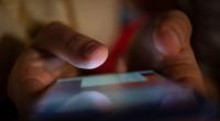 Hängen Sie pausenlos am Handy? Dann ist es Zeit für eine Pause.