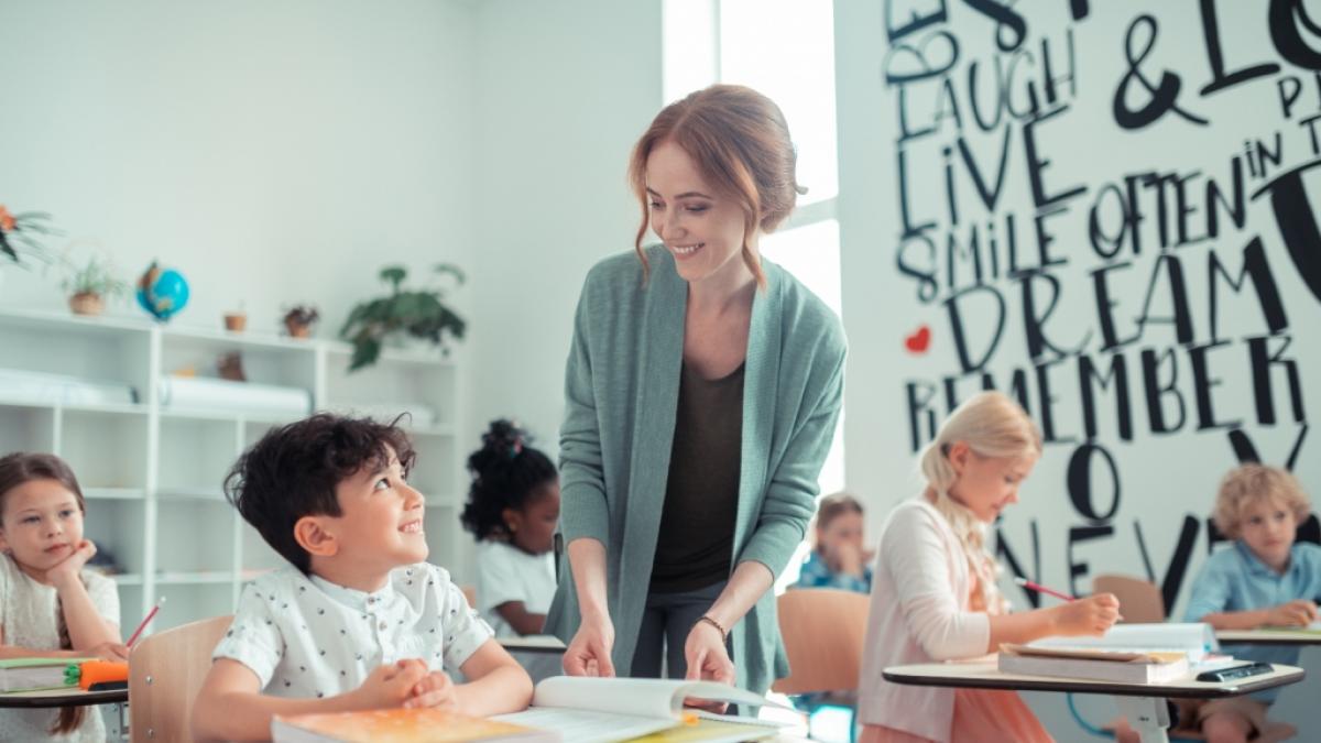 In den USA wurde eine Lehrerin wegen des Missbrauchs eines Sch&uuml;lers festgenommen. (Foto)