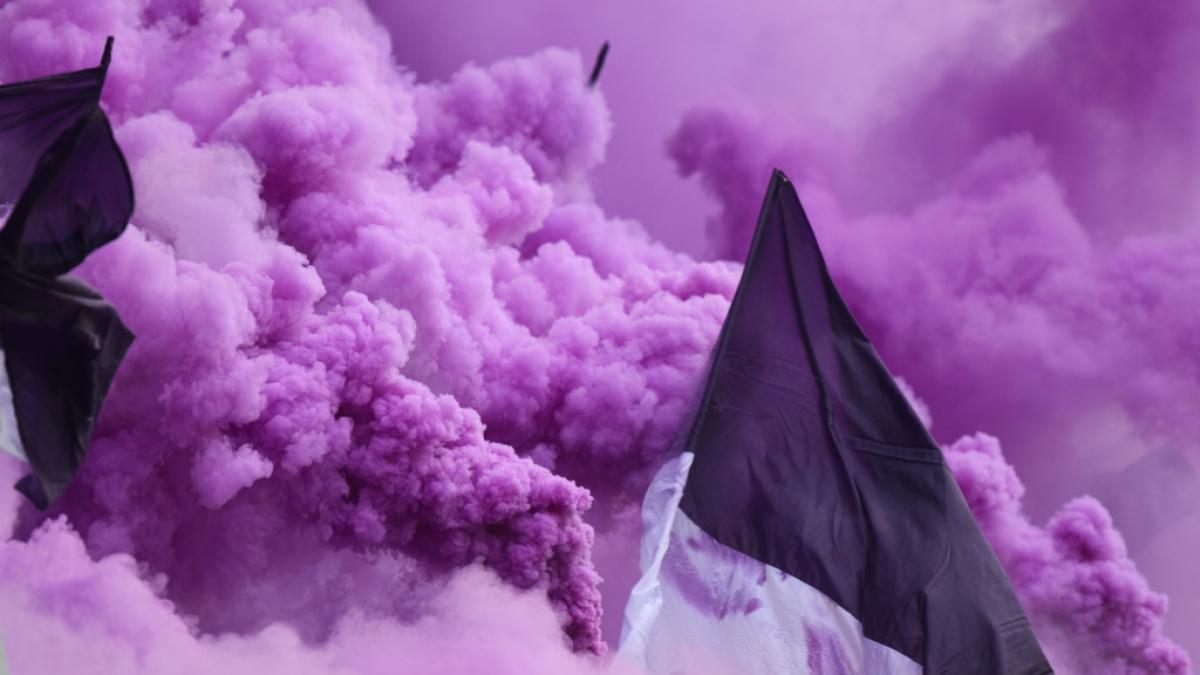 Die Stink-Attacke auf Fu&szlig;ballfans von Erzgebirge Aue beim Sachsenpokal-Spiel bei Budissa Bautzen ist jetzt ein Fall f&uuml;r die Polizei. (Foto)
