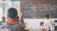 In China hat eine Lehrerin eine Schülerin offenbar so stark geschlagen, dass sie wenig später starb.