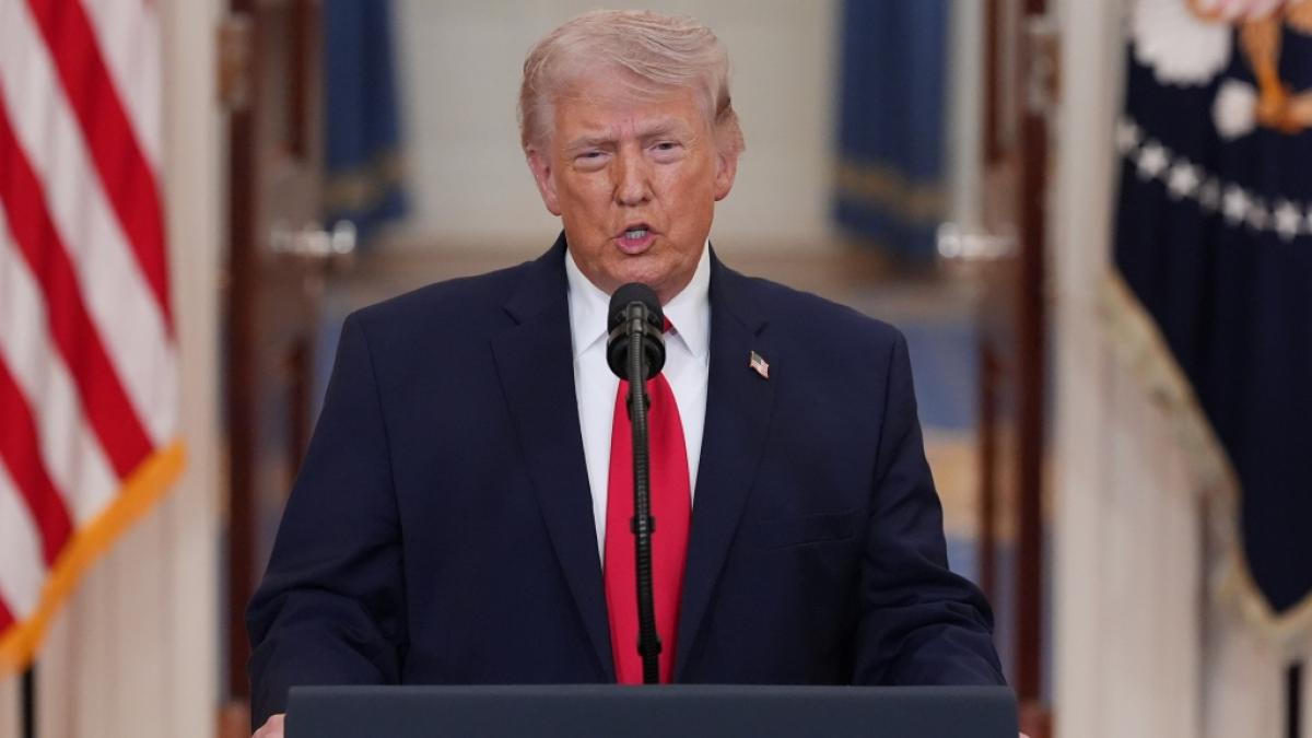W&auml;hrend seiner Rede an die Nation &uuml;bergie&szlig;t Donald Trump Frankreichs Pr&auml;sident Emmanuel Macron abermals mit Spott. (Foto)