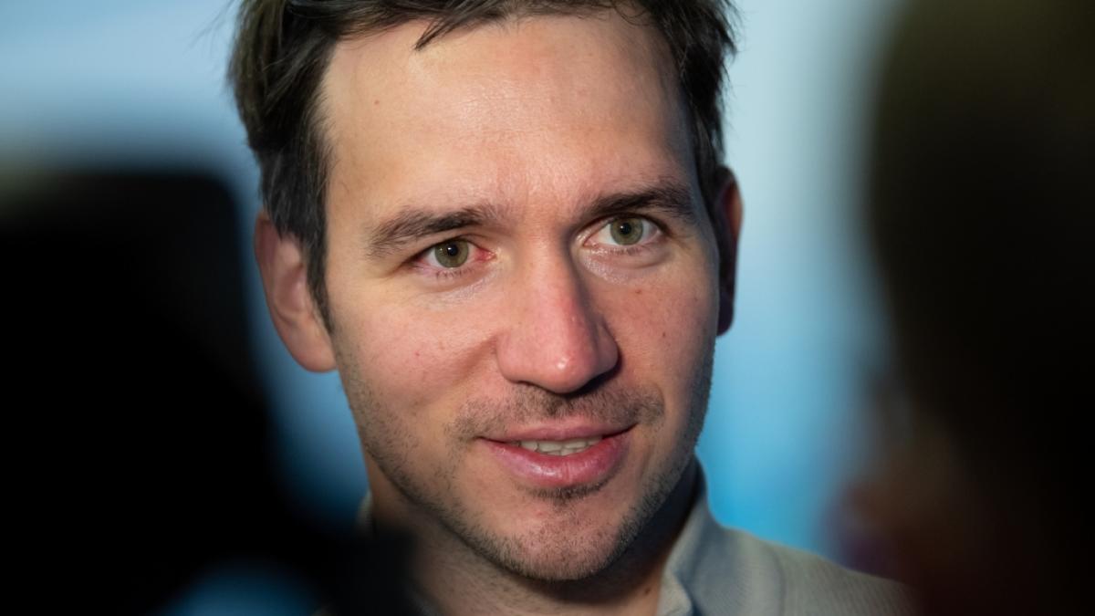 Felix Neureuther sorgt mit einem Instagram-Post f&uuml;r eine kontroverse Debatte bei Eltern. (Foto)