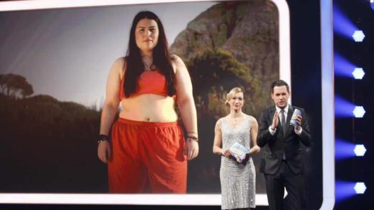 Christine Theiss und Matthias Killing moderieren das Finale von "The Biggest Loser" 2015. (Foto)