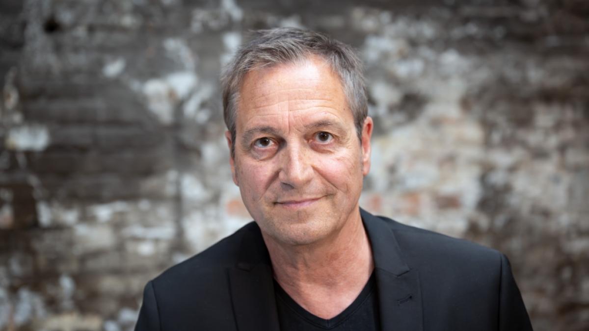 Der deutsche Kabarettist Dieter Nuhr sorgte schon h&auml;ufiger f&uuml;r heftige Kontroversen. (Foto)