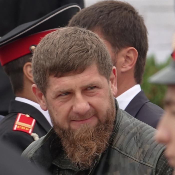 Ukraine nimmt Dutzende Kadyrow-Kämpfer widerstandslos in Gefangenschaft