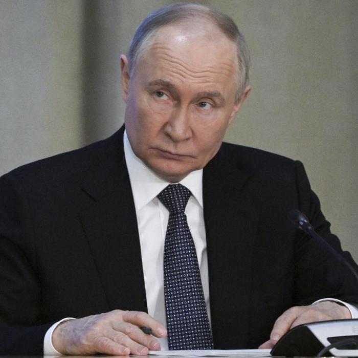 Kurioser Plan: Russische Schülerinnen sollen Mutter werden