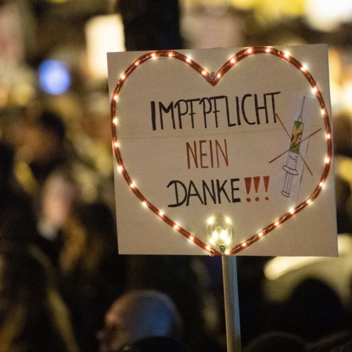 Politker entsetzt! Bautzen will Impfpflicht in der Pflege NICHT umsetzen