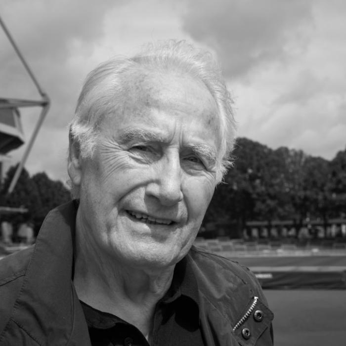 Fußballwelt trauert! BVB-Legende mit 84 Jahren verstorben