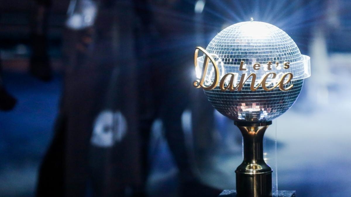 Bei "Let's Dance" fiebern die Fans Staffel f&uuml;r Staffel mit den Promi-Kandidaten mit - und mussten bereits von einigen Stars f&uuml;r immer Abschied nehmen. (Foto)