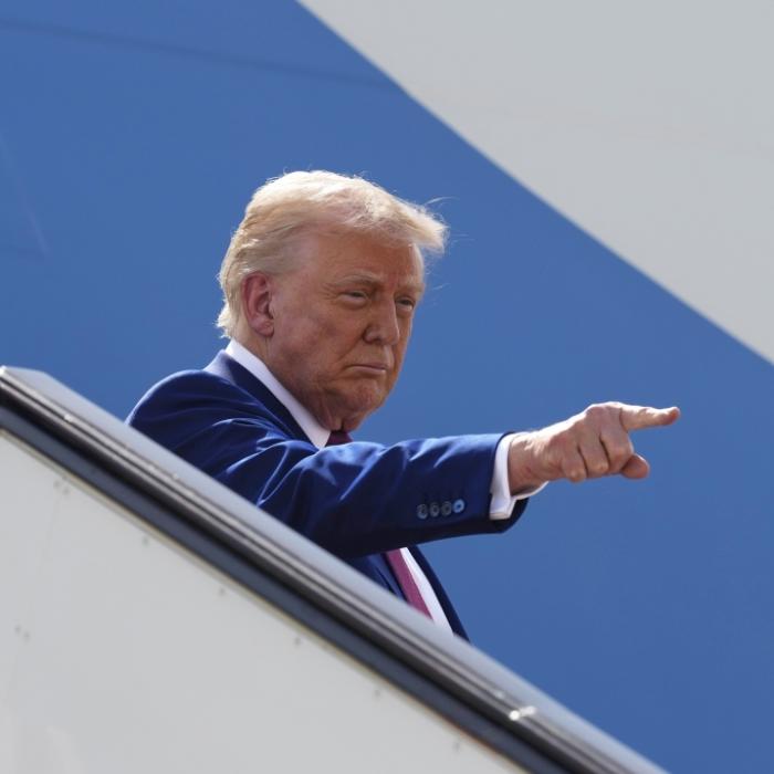US-Präsident irritiert mit bizarrem KI-Video