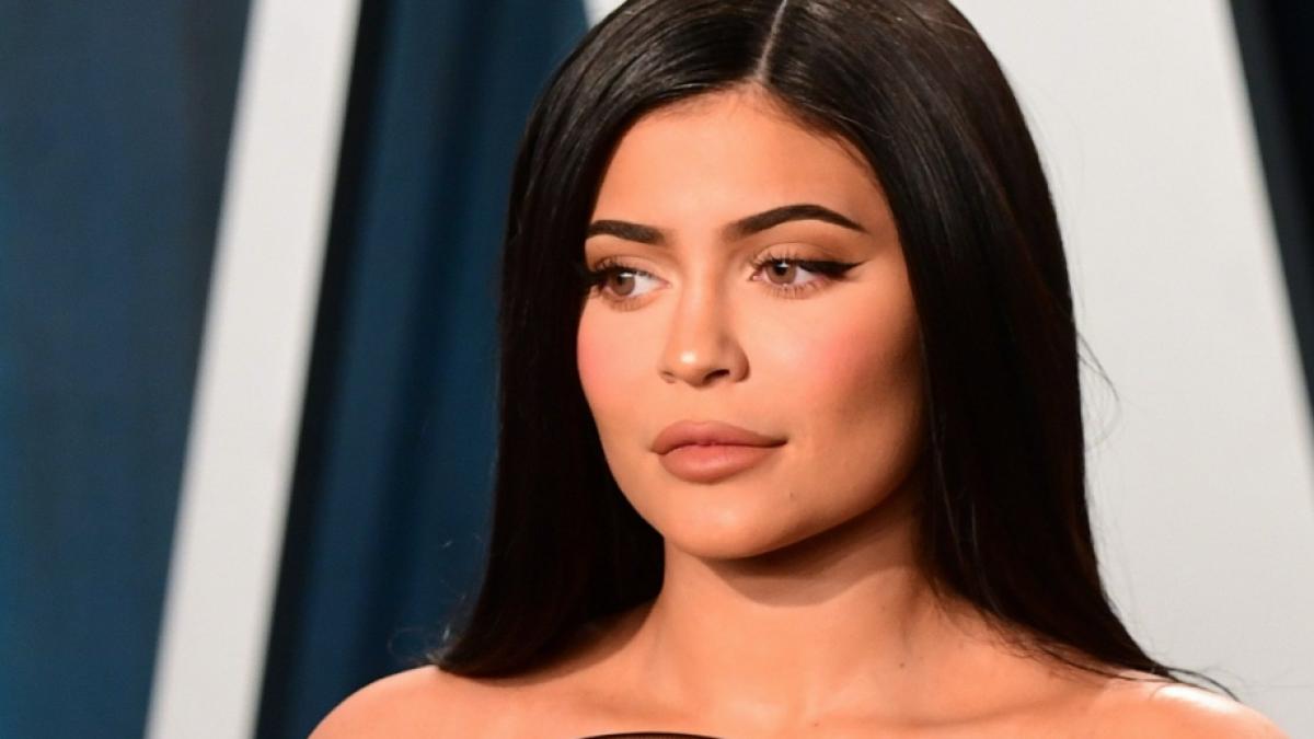 Kylie Jenner l&auml;sst ihre Fans im Netz schwitzen. (Foto)