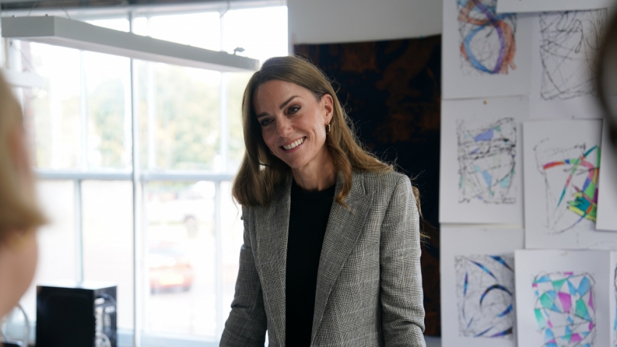 Prinzessin Kate besuchte alleine eine Textilfabrik. (Foto)