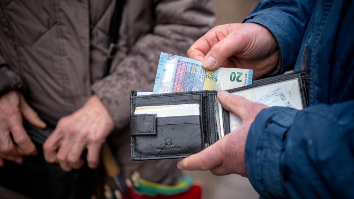Die Renten in Deutschland steigen zum 1. Juli um 4,24 Prozent. (Foto)