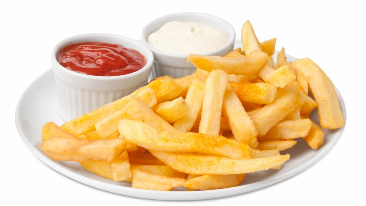 Pommes-Fans aufgepasst: Aktuell werden gleich zwei beim Discounter Penny verkaufte Kartoffel-Produkte aus dem Verkauf genommen und zur&uuml;ckgerufen (Symbolfoto). (Foto)