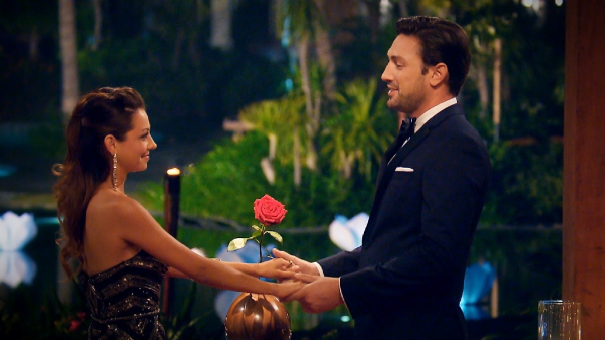 Kristina Yantsen steht im Finale beim "Bachelor" 2018 - doch wird sie die letzte Rose von Daniel V&ouml;lz bekommen? (Foto)