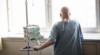 Ärzte wiesen einen Krebs-Patienten nach einer Fehldiagnose ab.