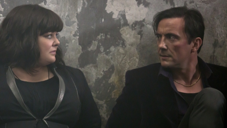 Susan (Melissa McCarthy) und Aldo (Peter Serafinowicz) befinden sich in einer prekären Situation.