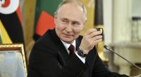 Wladimir Putins Soldaten sollen Augenzeugenberichten zufolge abscheulichste Kriegsverbrechen in der Ukraine begehen - Kastrationen mit Taschenmessern inklusive.