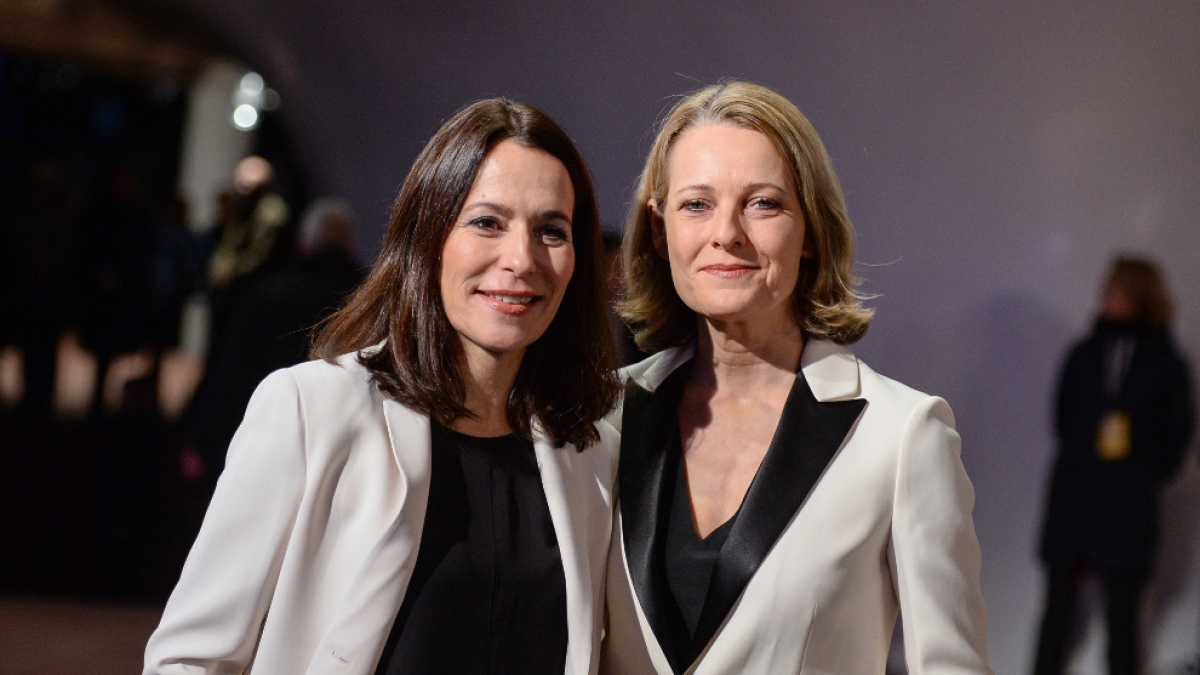 Die Journalistinnen Anne Will (l) und Miriam Meckel bei der Er&ouml;ffnung der Elbphilharmonie. (Foto)