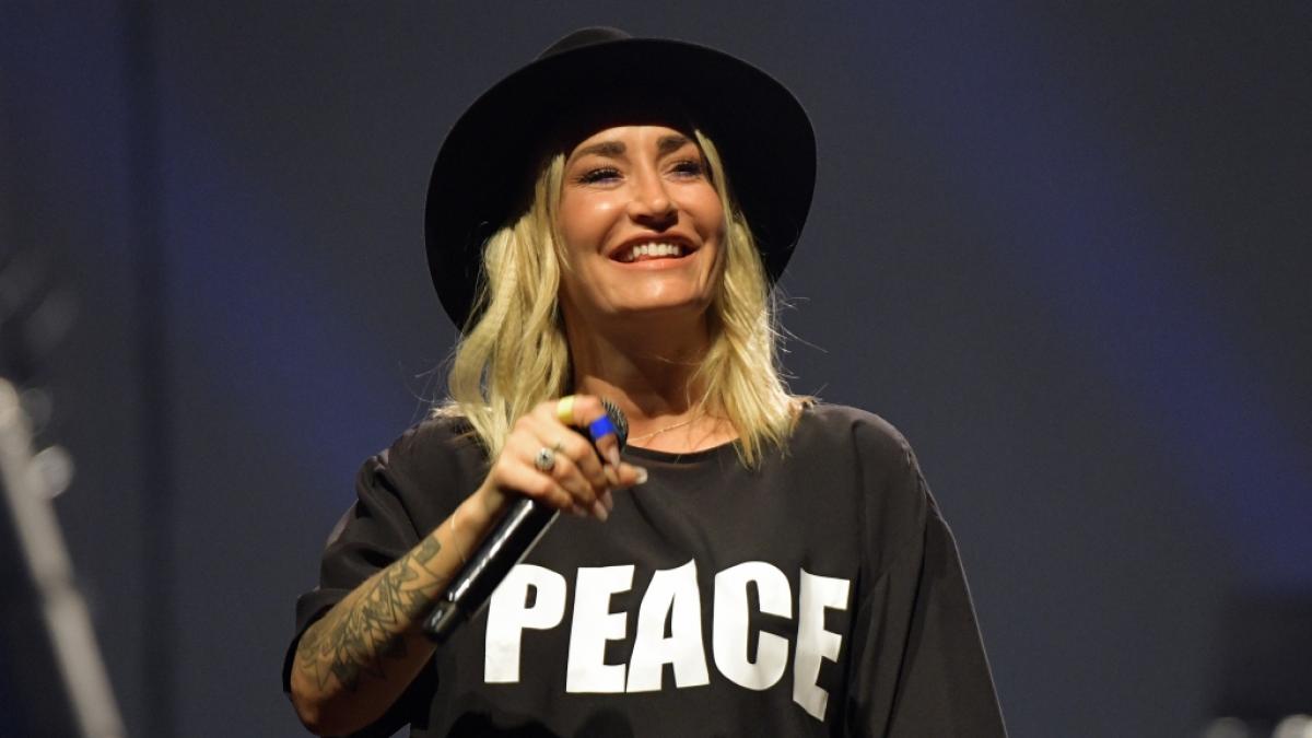 Sarah Connor begeistert ihre Fans regelm&auml;&szlig;ig mit ihren hei&szlig;en B&uuml;hnen-Looks. (Foto)