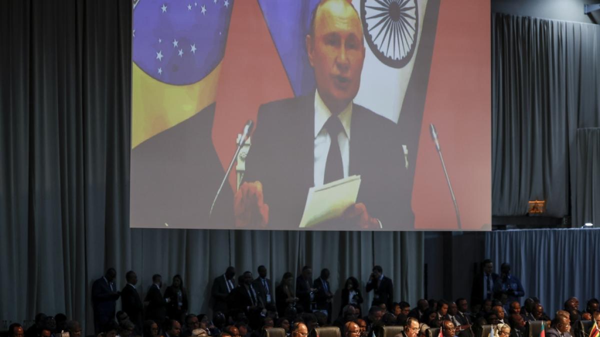 Wladimir Putin war beim BRICS-Gipfel mit anderer Stimme zu h&ouml;ren. (Foto)