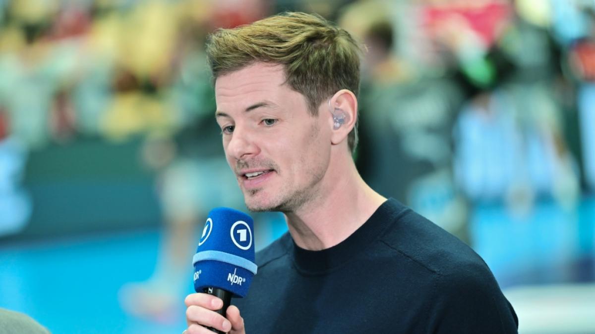 Alex Schl&uuml;ter ist Moderator in der ARD-"Sportschau". (Foto)