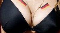 Große Brüste sollten nicht aus den Cups herausquellen.