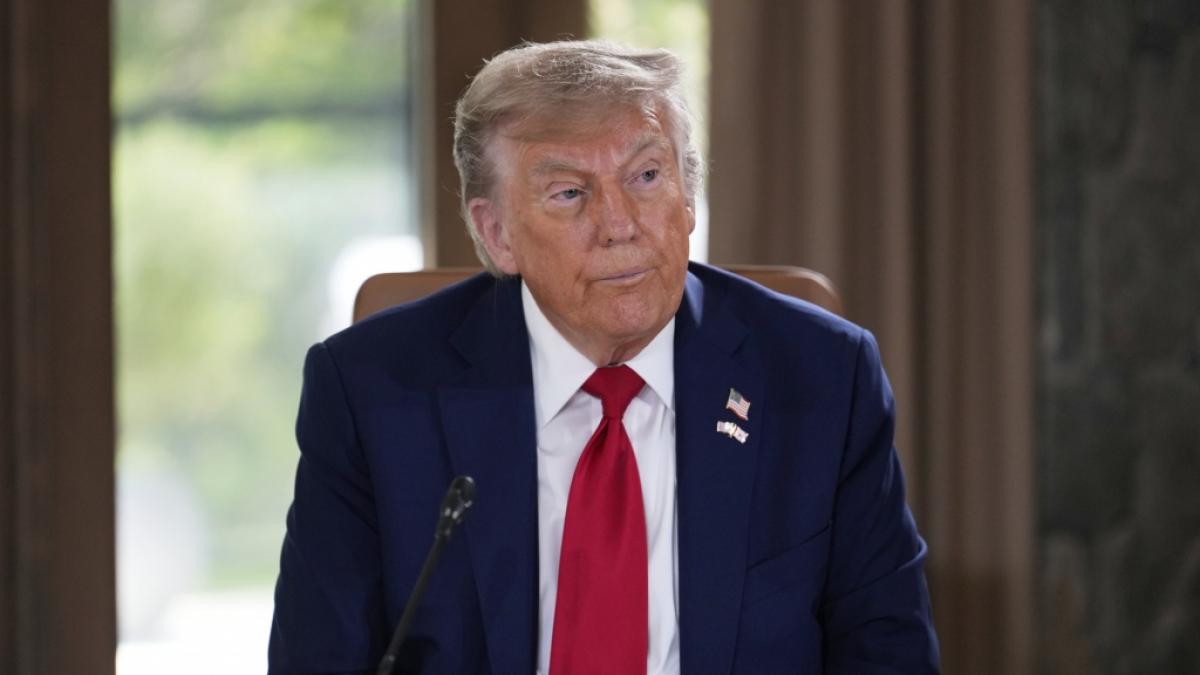 Donald Trump hat sich mit seiner Milit&auml;rparade blamiert. (Foto)