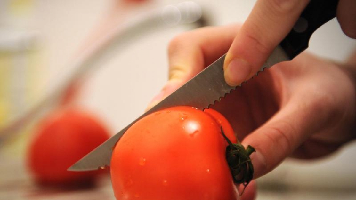 Ob im Salat, in der Soße oder als Beilage: Die Tomate ist unangefochten das beliebteste Gemüse der Deutschen. (Foto)
