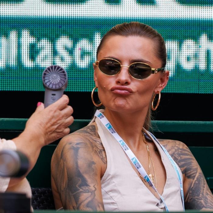 RTL-Moderatorin überrascht mit sehr vertrautem Pärchenfoto