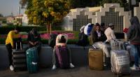 An den beiden großen Flughäfen von Dubai wurde der Flugverkehr bis auf weiteres ausgesetzt. Die Stimmung unter den Reisenden ist angespannt.