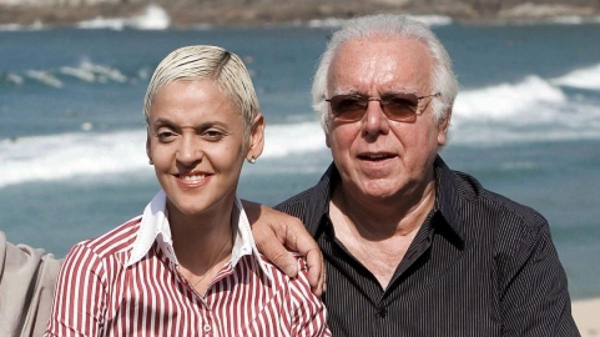 Der portugiesische S&auml;nger Carlos do Carmo, hier mit seiner Musikerkollegin Mariza, ist im Alter von 81 Jahren gestorben. (Foto)
