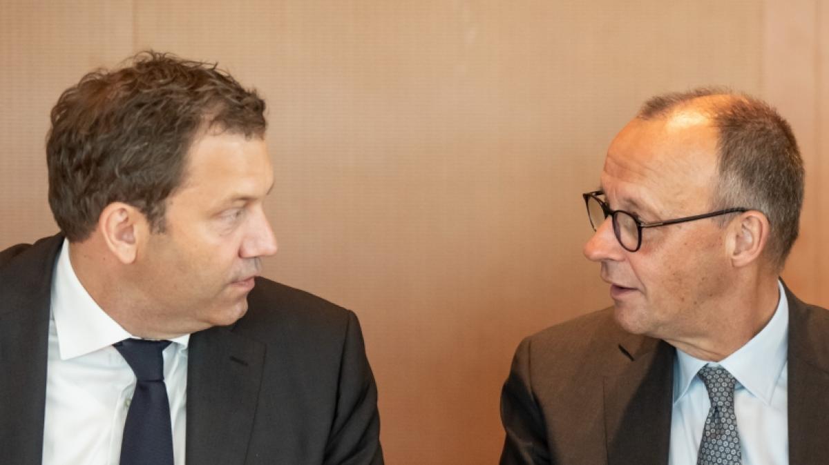 Friedrich Merz (rechts) und sein Vizekanzler Lars Klingbeil wollen Reformen auf den Weg bringen. (Foto)