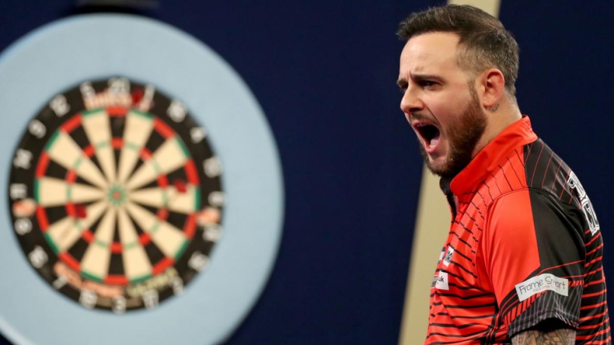 Joe Cullen hat bei den PDC Darts Masters in Milton Keynes das erste Major-Turnier des Darts-Jahres 2022 gewonnen. (Foto)