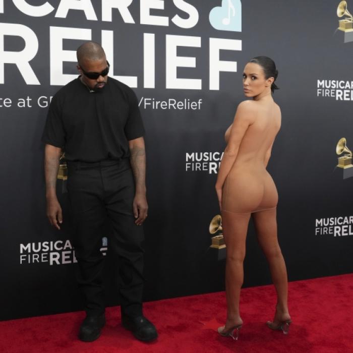 Hüllenlos-Skandal bei den Grammys - Kanye-Frau zeigt plötzlich alles