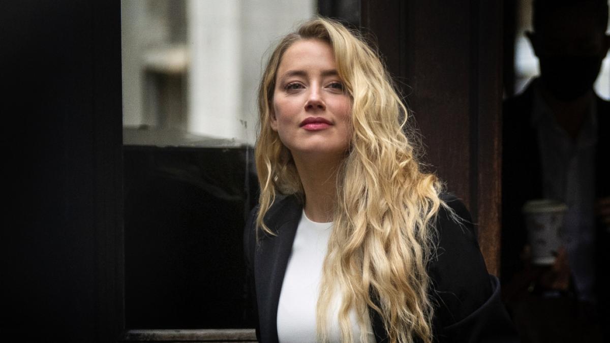 Amber Heard hat sich auf Mallorca zur&uuml;ckgezogen. (Foto)