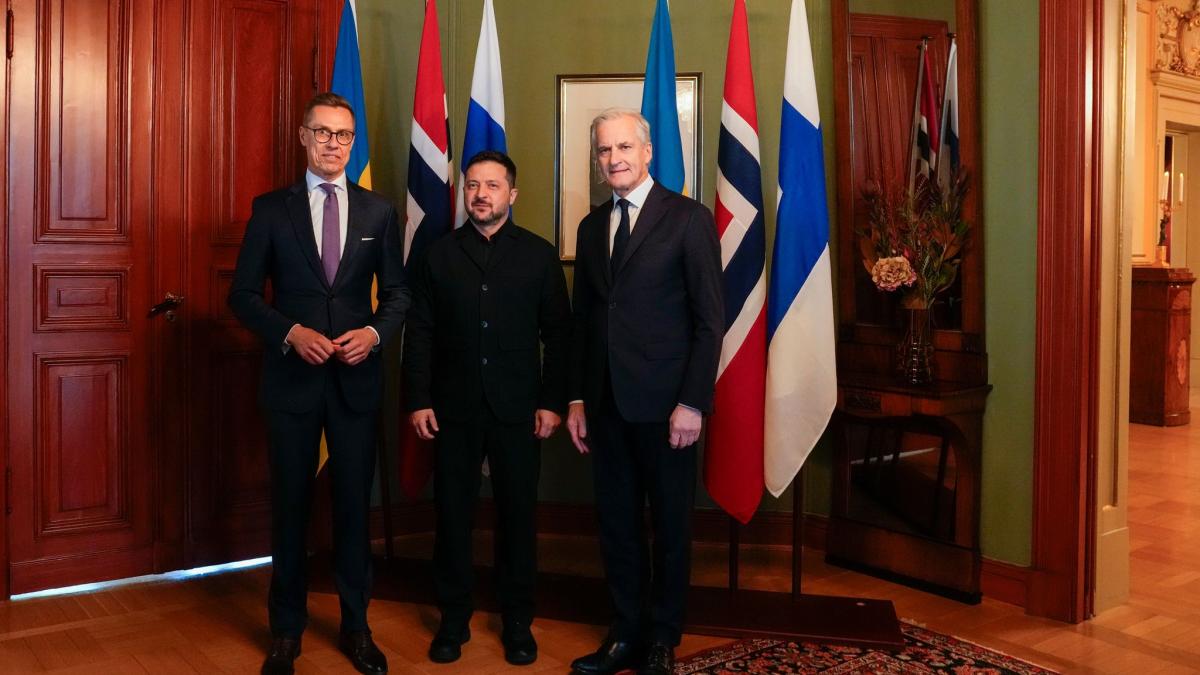 Der ukrainische Pr&auml;sident Selenskyj reagierte positiv auf den Vorsto&szlig; der beiden Nordeurop&auml;er. (Foto)