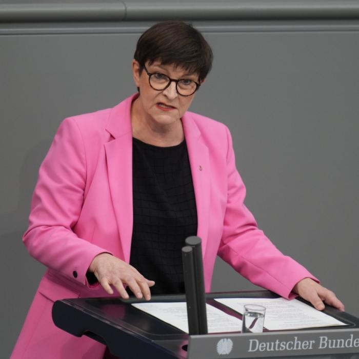 Widerstand in eigener Partei wächst - SPD-Vorsitzende zum Rücktritt aufgefordert