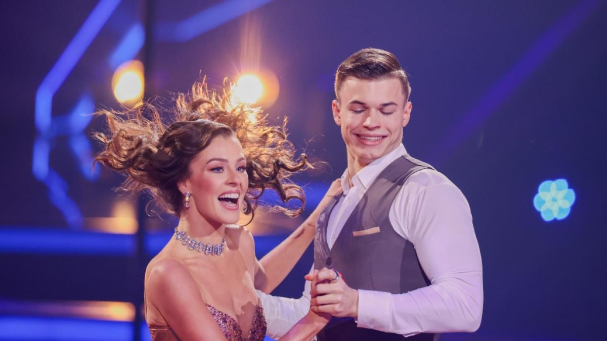 Patricija Ionel tanzt 2025 bei "Let's Dance" mit Taliso Engel. (Foto)