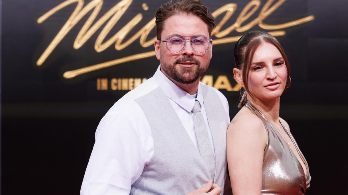 Schauspieler Felix von Jascheroff steigt aus GZSZ aus - wie seine Figur John Bachmann aus der Serie ausscheidet, ist noch unklar. (Foto)