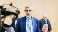 Sachsen Innenminister Armin Schuster fordert einen knallharten Kurswechsel in der Asylpolitik.