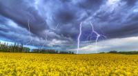 Da braut sich was zusammen: Schwere Gewitter können am Wochenende gebietsweise in Deutschland auftreten. (Symbolfoto)