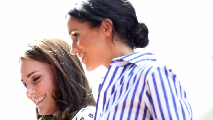 Alles nur Schauspiel? Kate Middleton und ihre Schwägerin Meghan Markle sollen sich alles andere als gut verstehen.