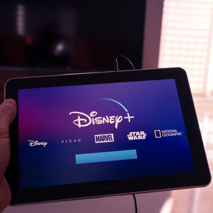Disney+ noch vor Start in Deutschland streamen? So geht's