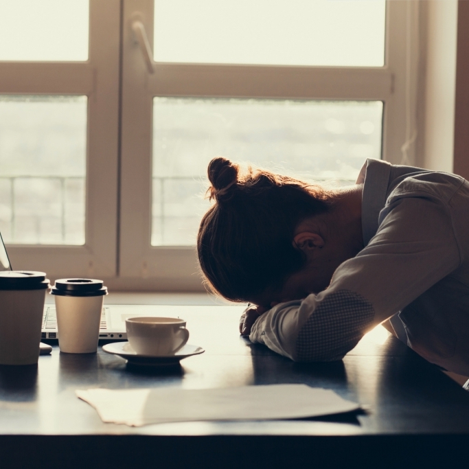 Hätten Sie es gewusst? - Diese Promis sind chronisch erschöpft