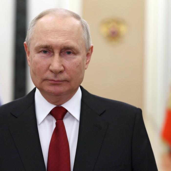 Experten schlagen Alarm! Putin droht mit Mond-Invasion